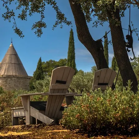 Villa Luxury In Front Of The Famous Pont-du-gard.