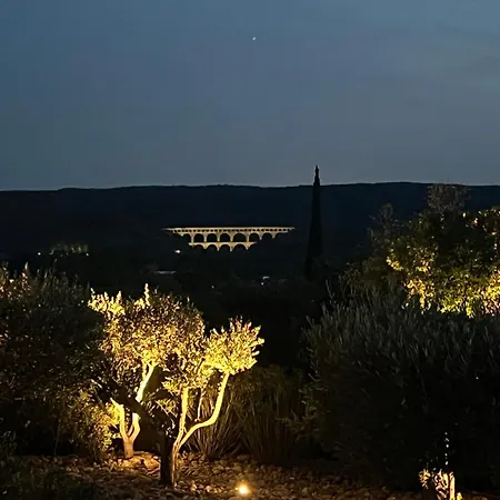 Vila Luxury In Front Of The Famous Pont-du-gard.