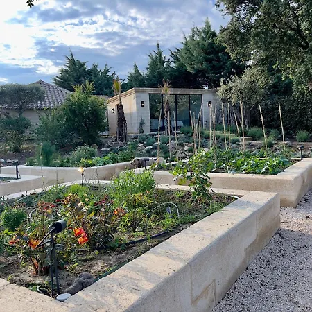 Luxury In Front Of The Famous Pont-du-gard. Вилла