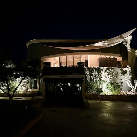 Villa Luxury In Front Of The Famous Pont-du-gard. Castillon-du-Gard