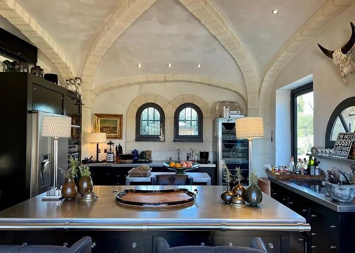 Luxury In Front Of The Famous Pont-du-gard.